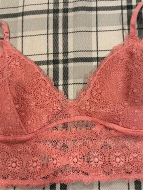 Daisy Fuentes Coral Lace Bralette
